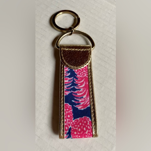 💕Lilly Pulitzer Pink Pineapple Key Ring💕 - Picture 3 of 5